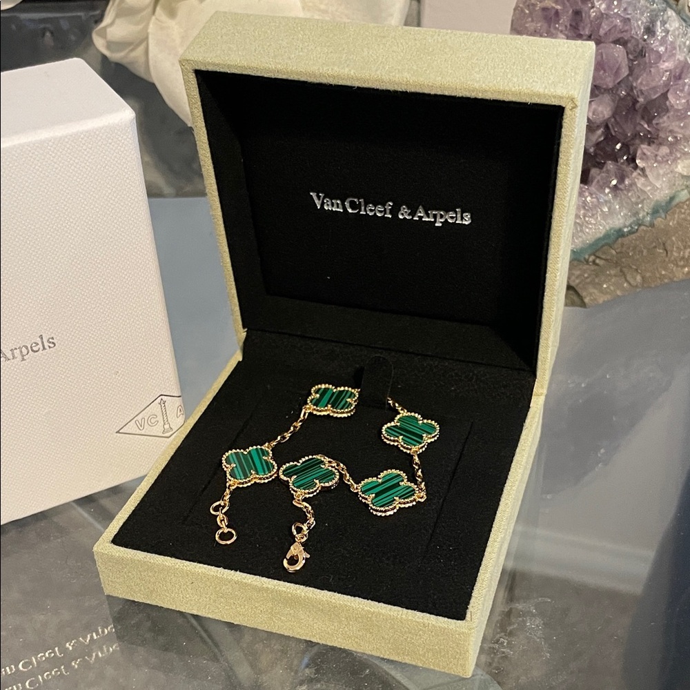 Emerald Green Clover Bracelet